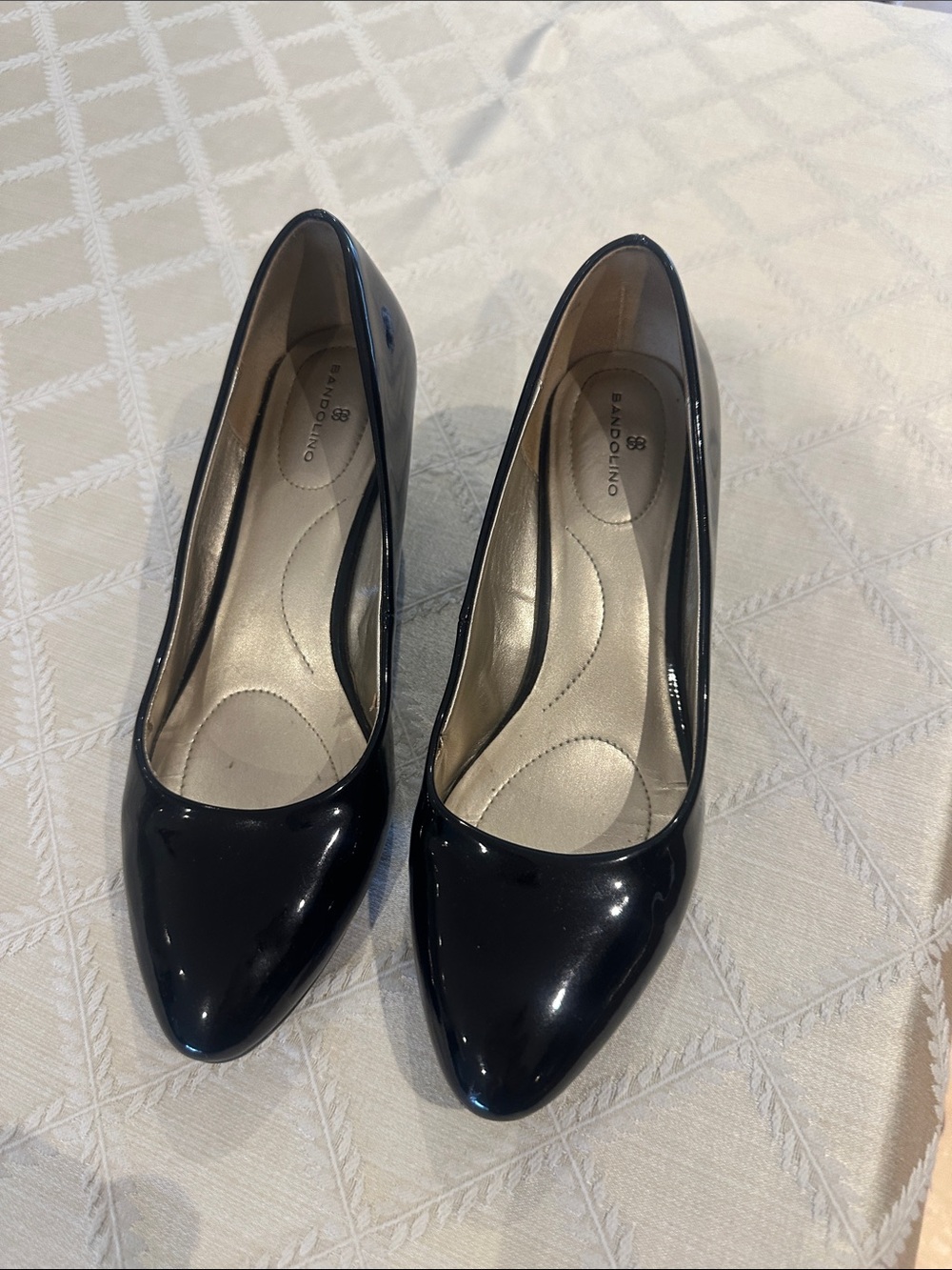 Bandolino Black Patent Pointed-Toe Pumps